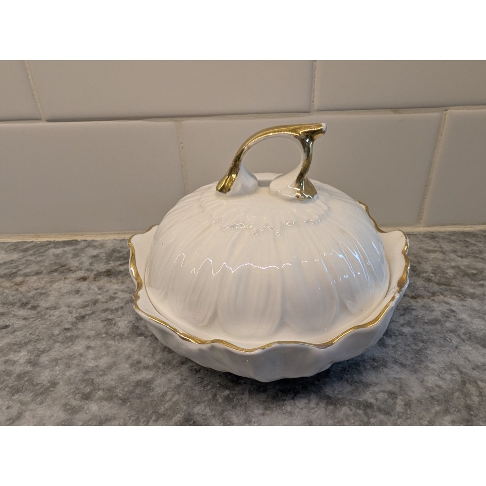 Staffordshire Charmaine Elizabethan Ivory Gold Rimmed Trinket Dish With Lid